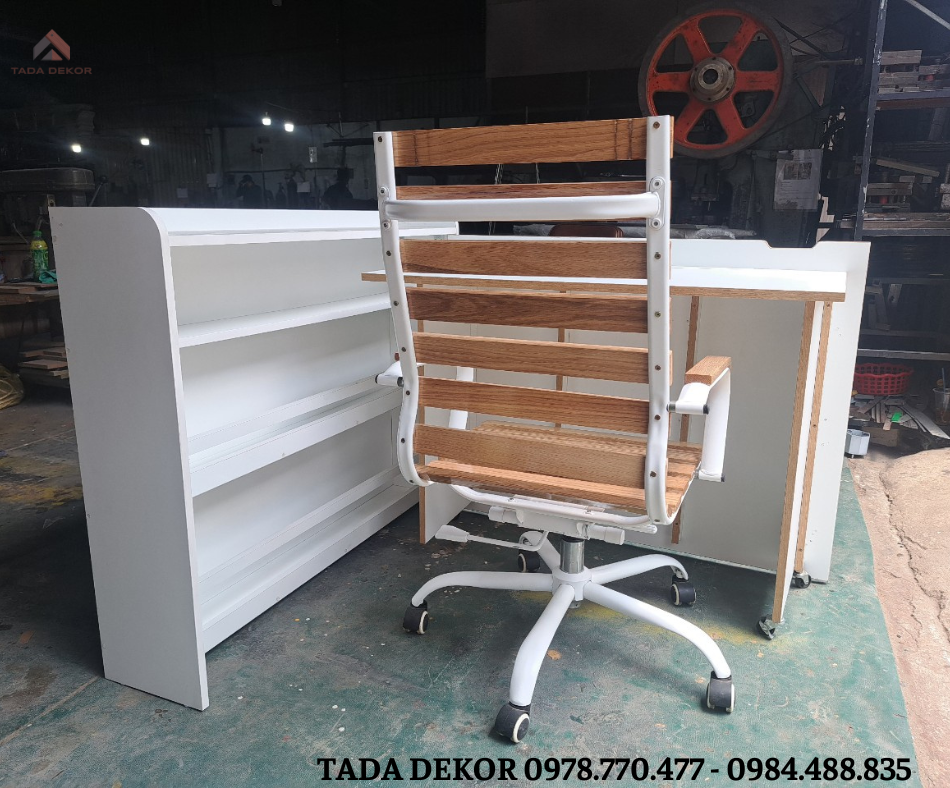 Bàn làm việc xếp gọn thông minh