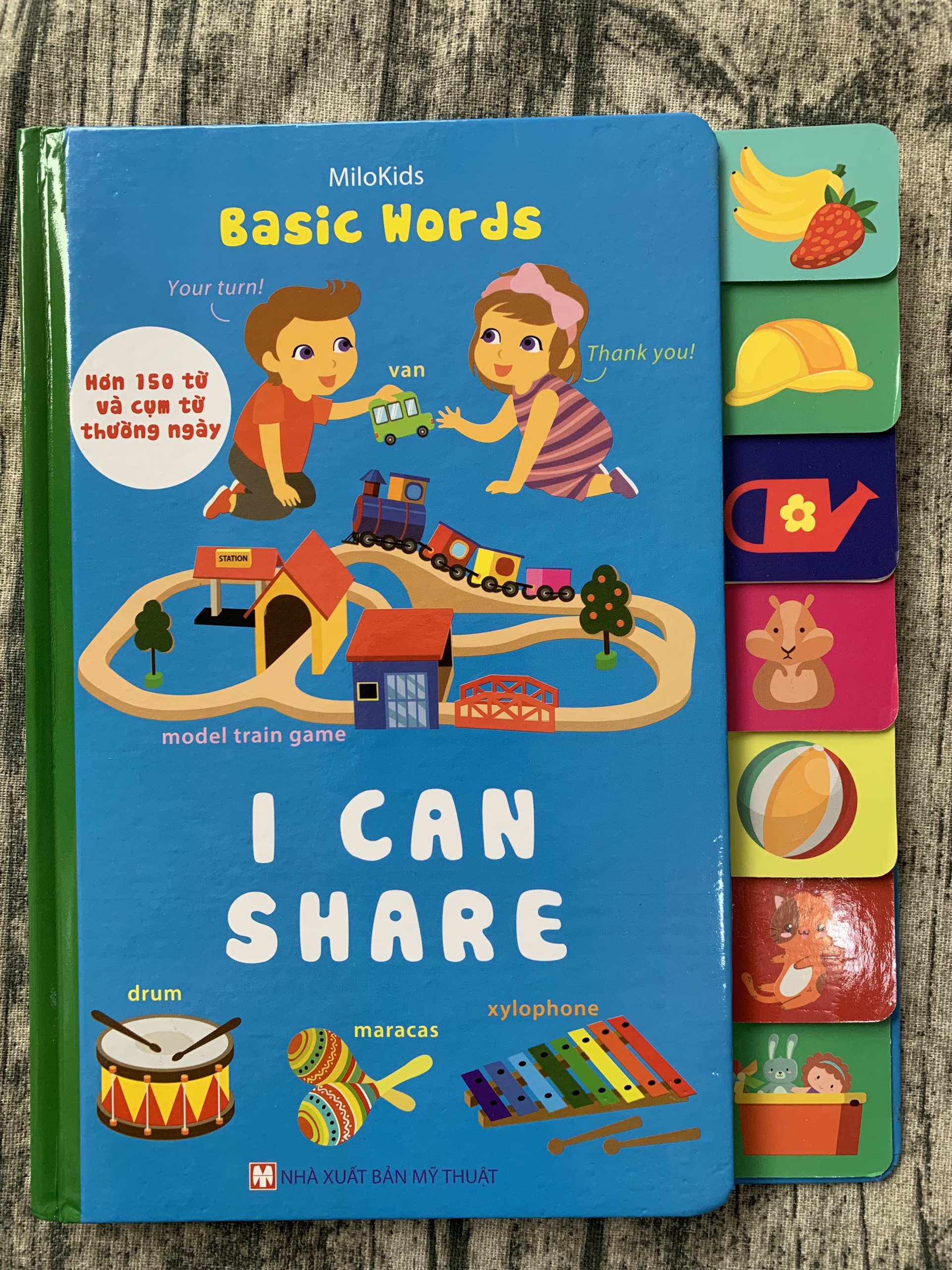 Sách: Basic Words