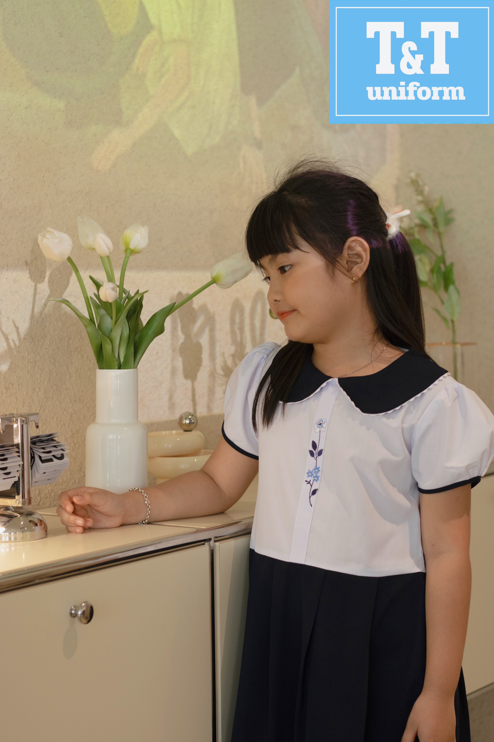 ĐẦM LIỀN THÊU HOA ĐỒNG PHỤC HỌC SINH CẤP 1 T&T