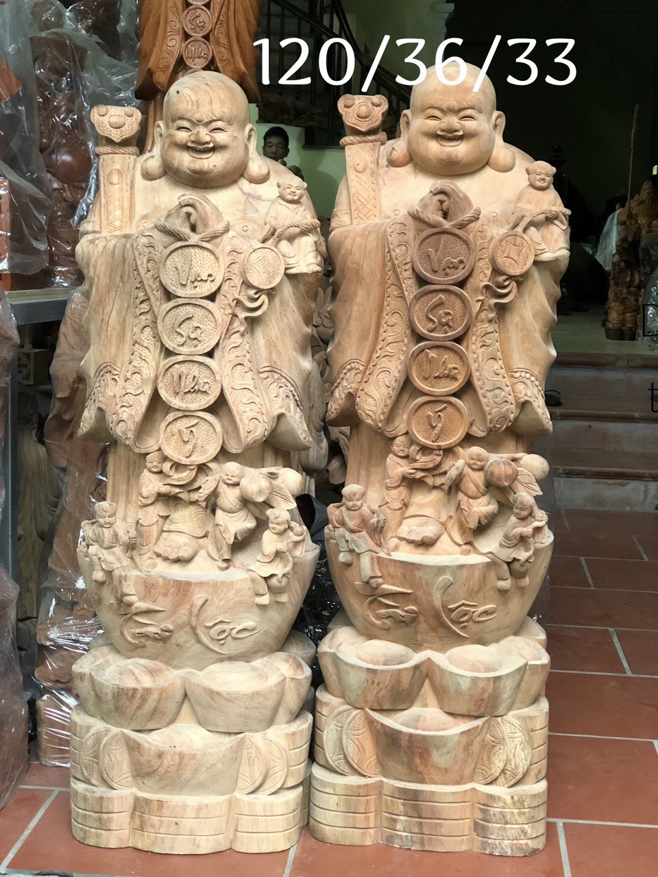 Tượng phật di lặc chúc phúc bằng gỗ hương đá kt cao 100×34×30cm