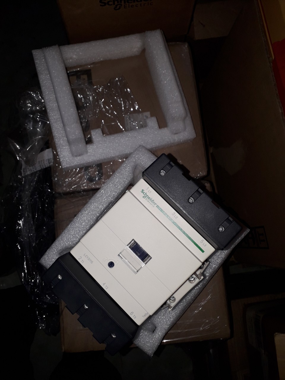 Khởi động từ LC1D115M7 Schneider