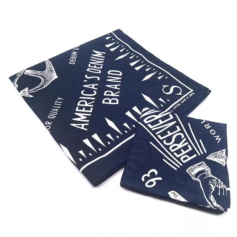 Khăn bandana mỏ neo màu vintage sang trọng