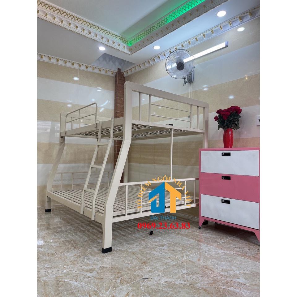 Giường sắt 2 tầng hộp vuông kích thước 1M2 X 1M6 sắt 4x8 - Đại Thành