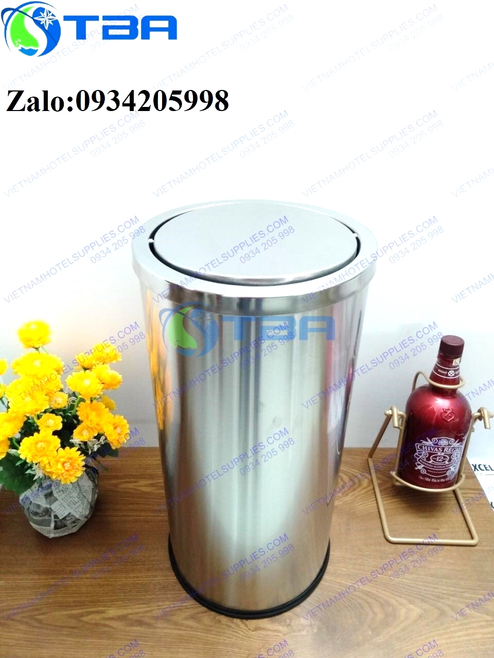 Thùng rác inox nắp bập bênh 250 x 610 đặt phòng cao cấp