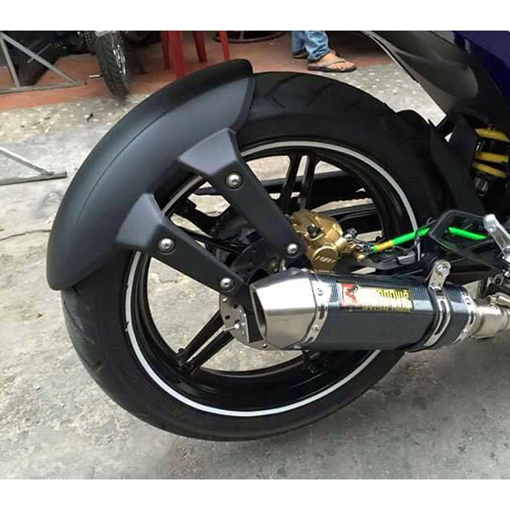 Dè Chắn Bùn 4 Chân Dành Cho EXCITER 155cc VVA Tem Ngẫu Nhiên + Tặng 01 Móc Gắng Chìa Khóa Xe Ngẫu Nhiên