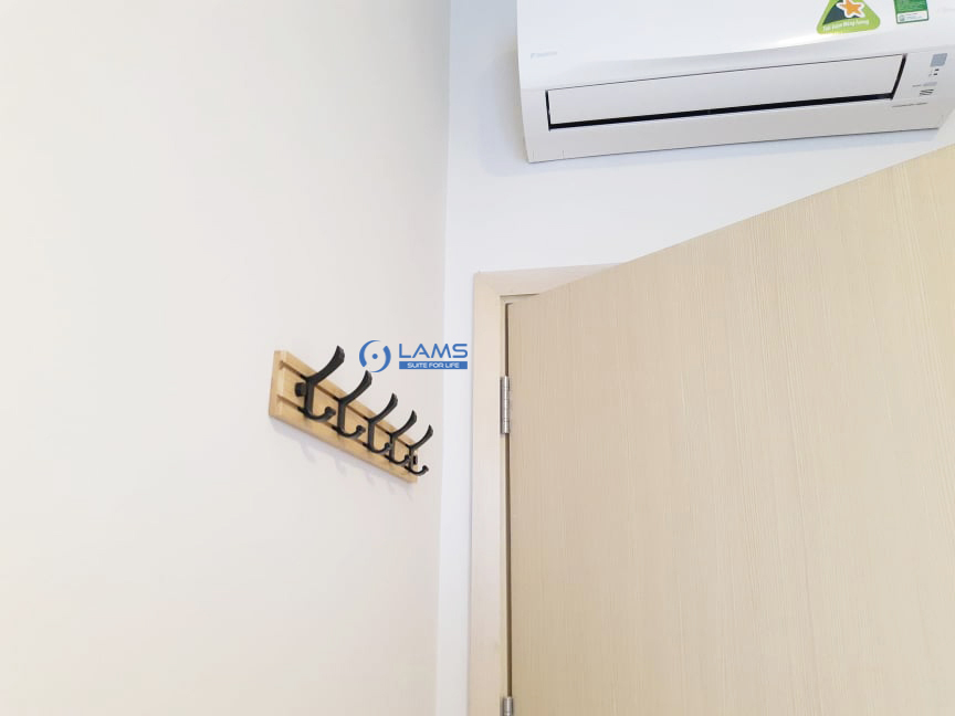 Móc treo quần áo gắn tường bằng gỗ MA17, móc di chuyển