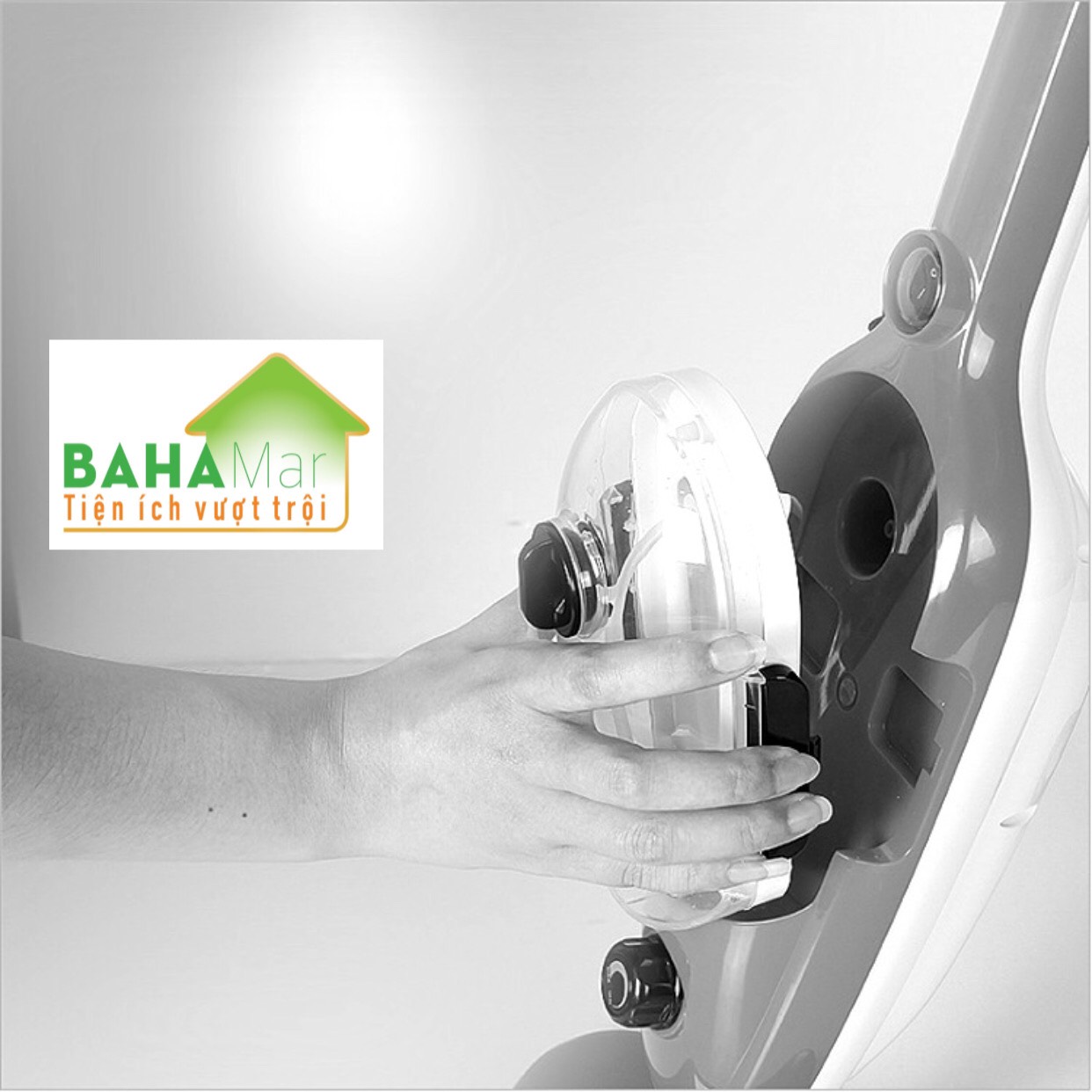 MÁY LAU NHÀ ĐA NĂNG BẰNG HƠI NƯỚC NHIỆT ĐỘ CAO