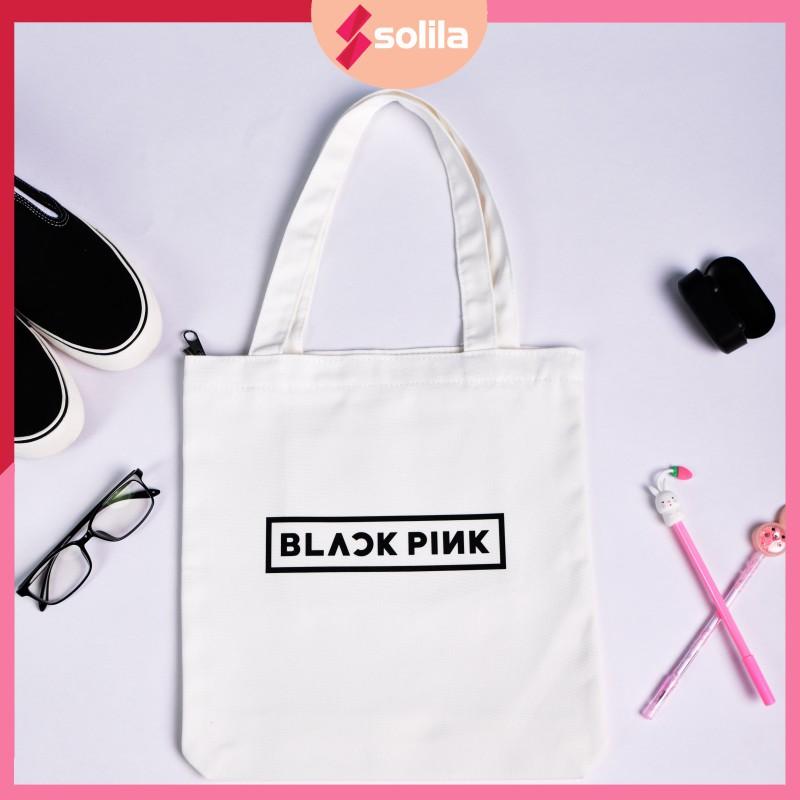 Túi tote vải canvas bag mềm đẹp có khóa kéo miệng túi và túi phụ bên trong in chữ Black Pink chữ đen cho nam nữ đi học