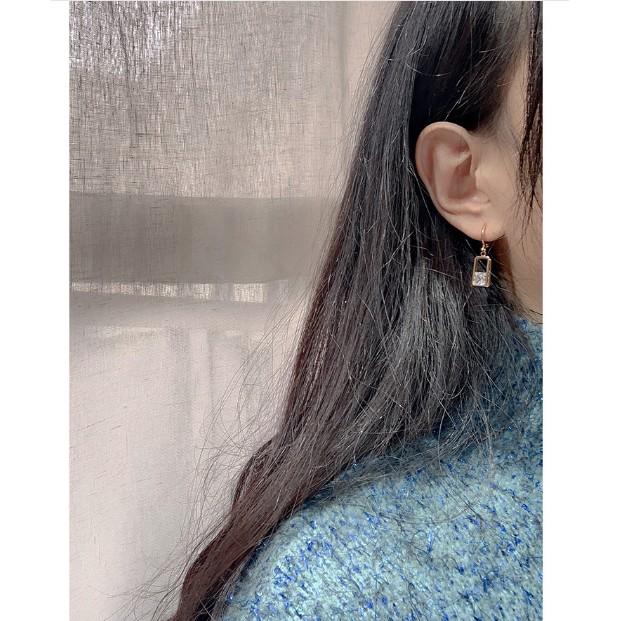 HOA TAI GIỌT NƯỚC VUÔNG