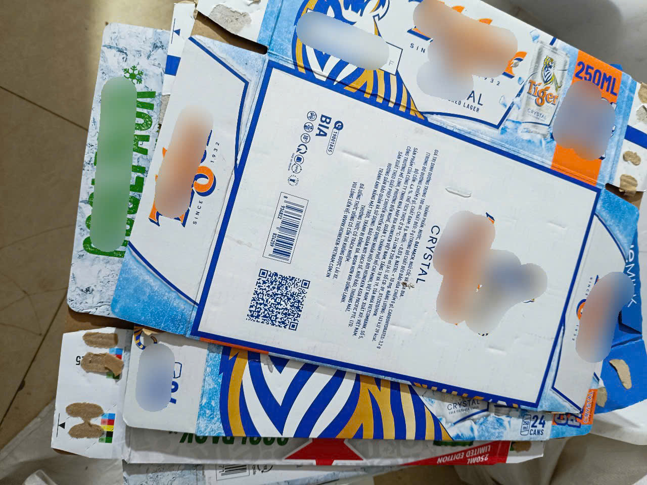 1Kg giấy thùng bia, thùng nước ngọt dùng để đóng gói hàng nuôi chim dễ dàng (sạch sẽ, tiện lợi)...