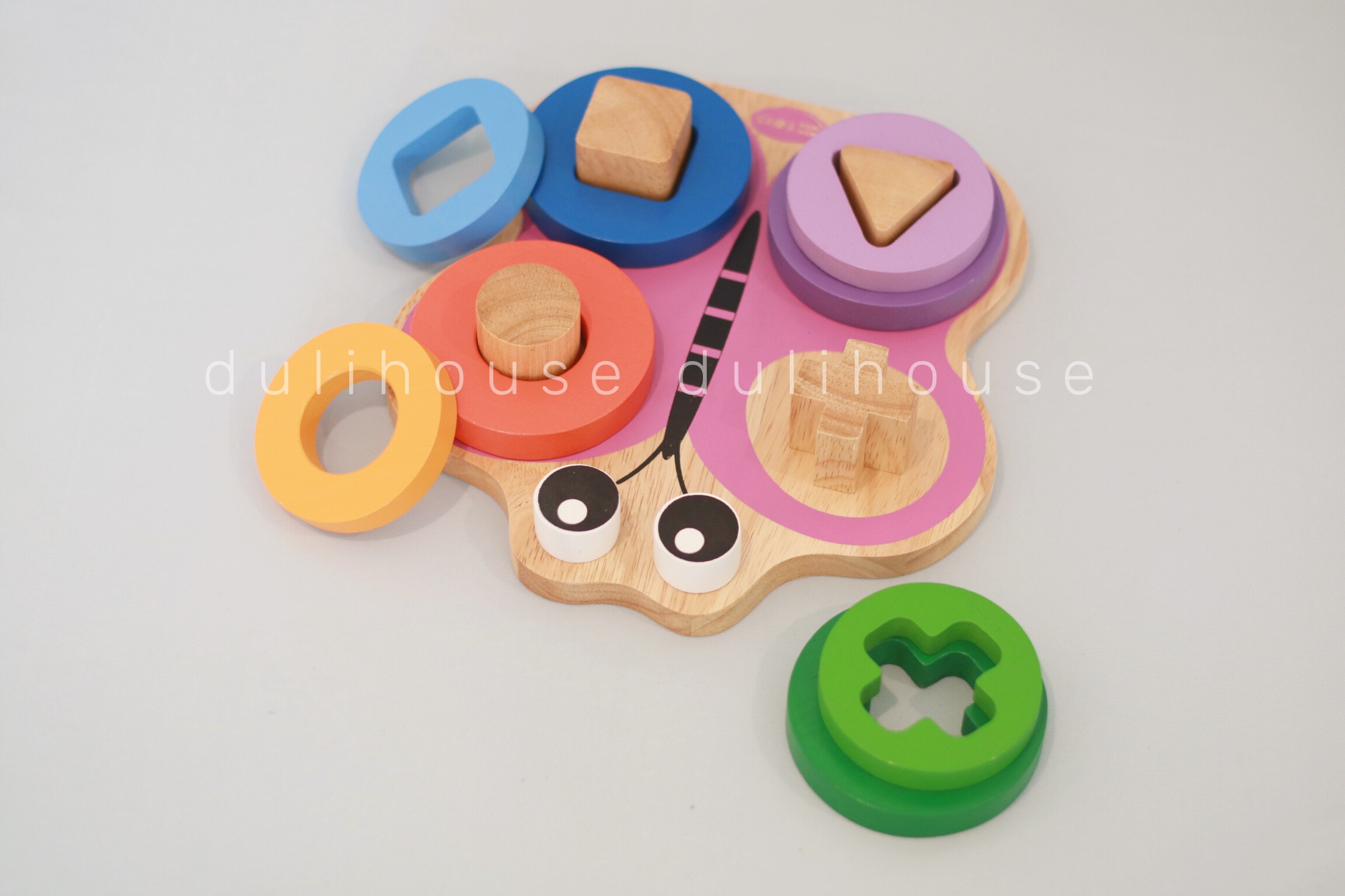 Bộ đồ chơi gỗ Xếp 4 Trụ hình học con Bướm, giúp Bé nhận biết các hình khối &amp; màu sắc cơ bản, kết hợp giữa tay và mắt, tăng phản xạ từ sớm - Gỗ tự nhiên an toàn