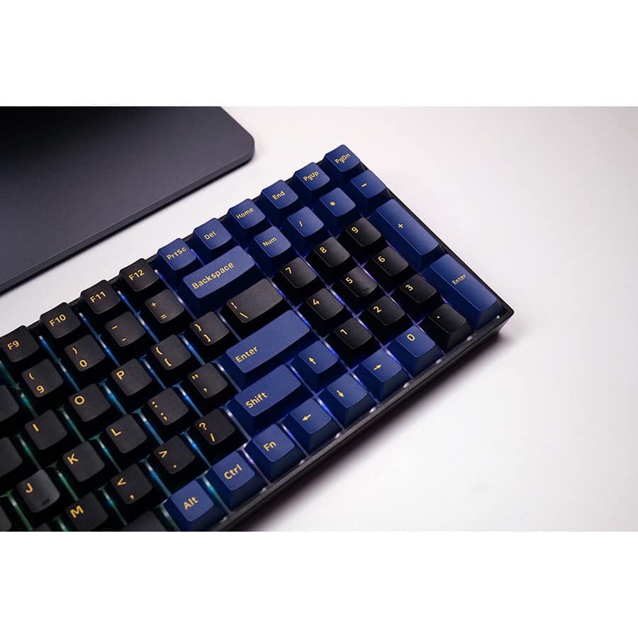 Bàn phím cơ không dây Dual Mode Newmen GM1000(Phiên bản Tiên Hạc-Trăng & Mây đặc sắc),Hotswap,Keycap PBT double-shot,LED RGB, đa chế độ kết nối (Bluetooth 5.0/Wired/2.4G)-Hàng chính hãng, bảo hành 24 tháng