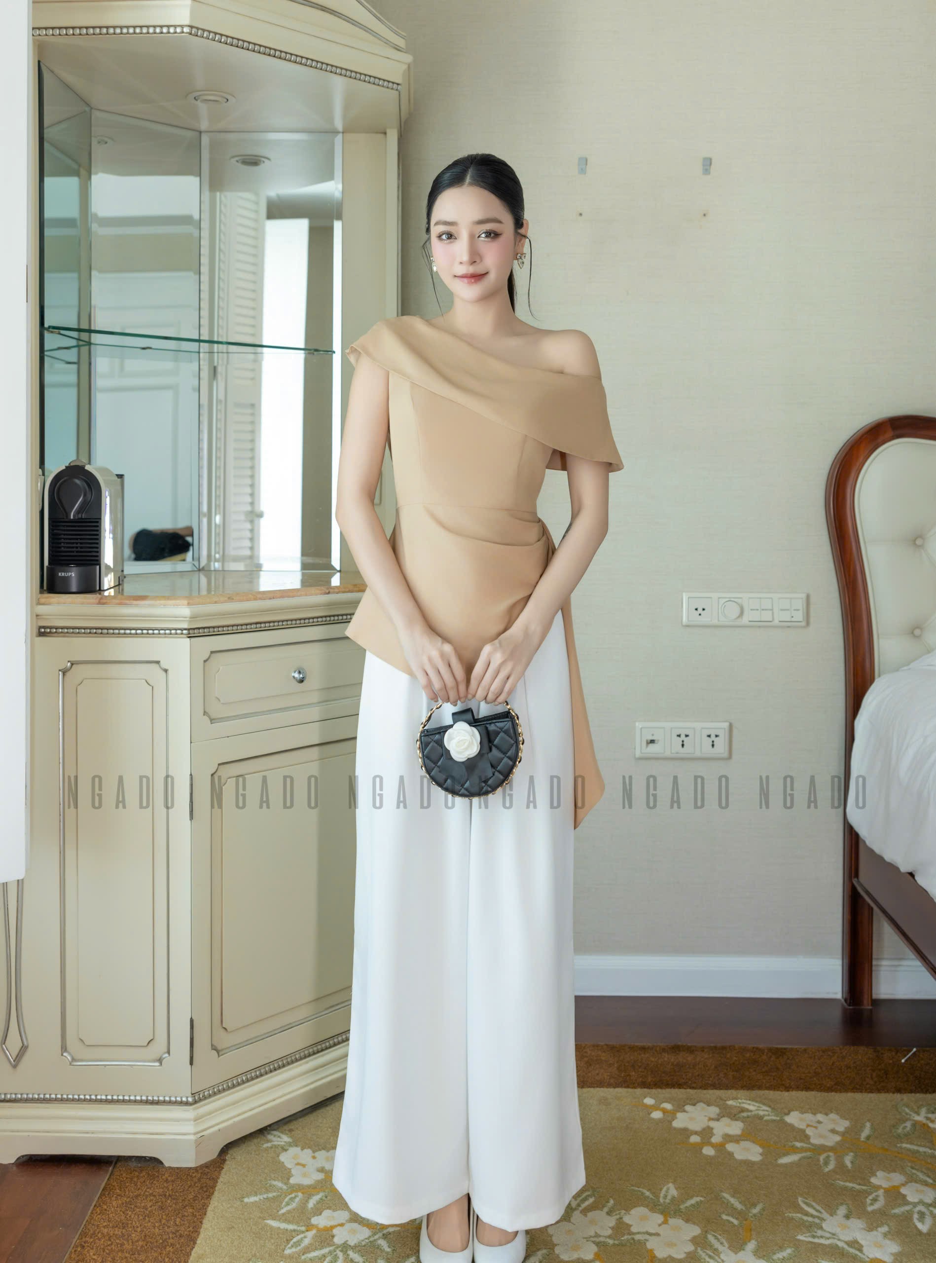 Set áo quần nude trắng lệch vai NGADO , set áo quần dài