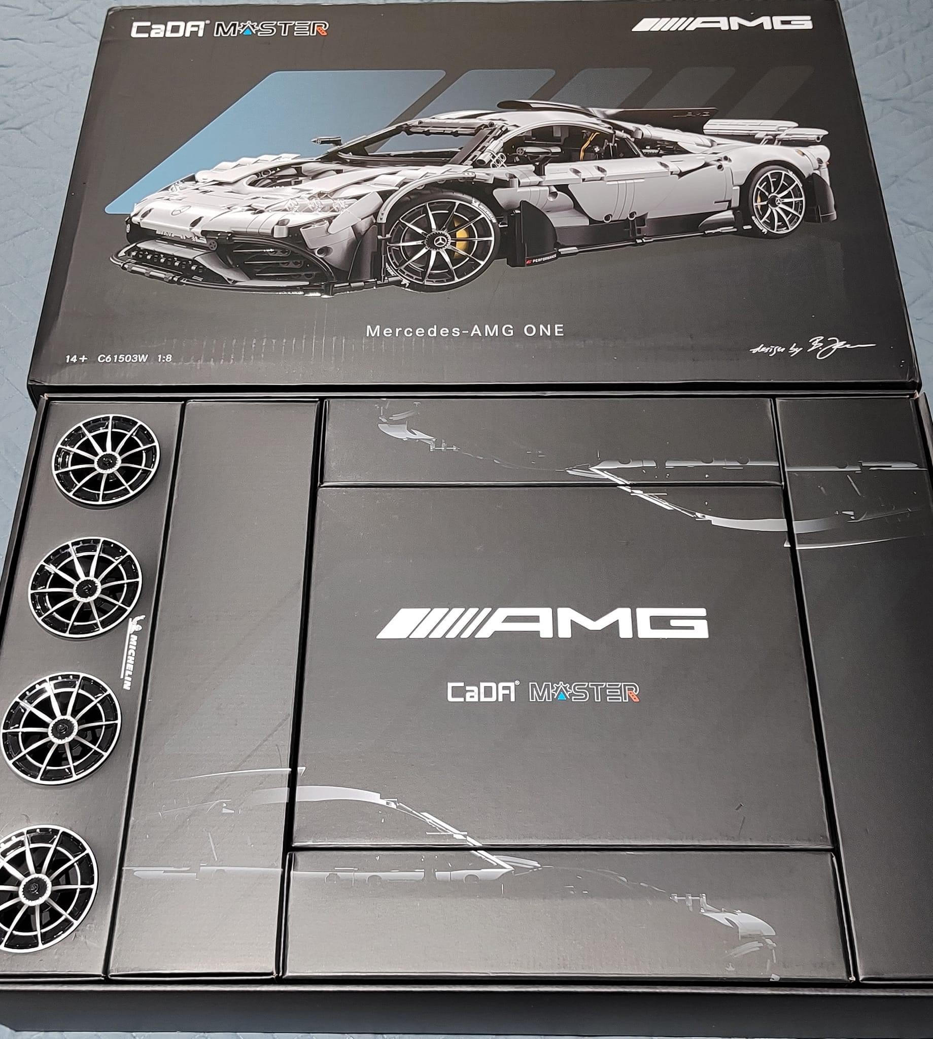 Đồ Chơi Lắp Ráp  điều khiển từ xa Siêu Xe Mercedes-AMG – CADA C61503W tỷ lệ 1:8 full RC có động cơ và tay điều khiển