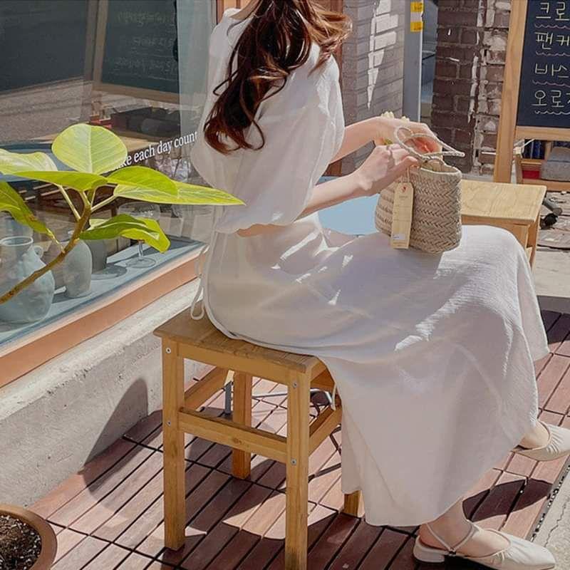 Đầm công sở cổ V tay phồng dịu dàng thanh lịch