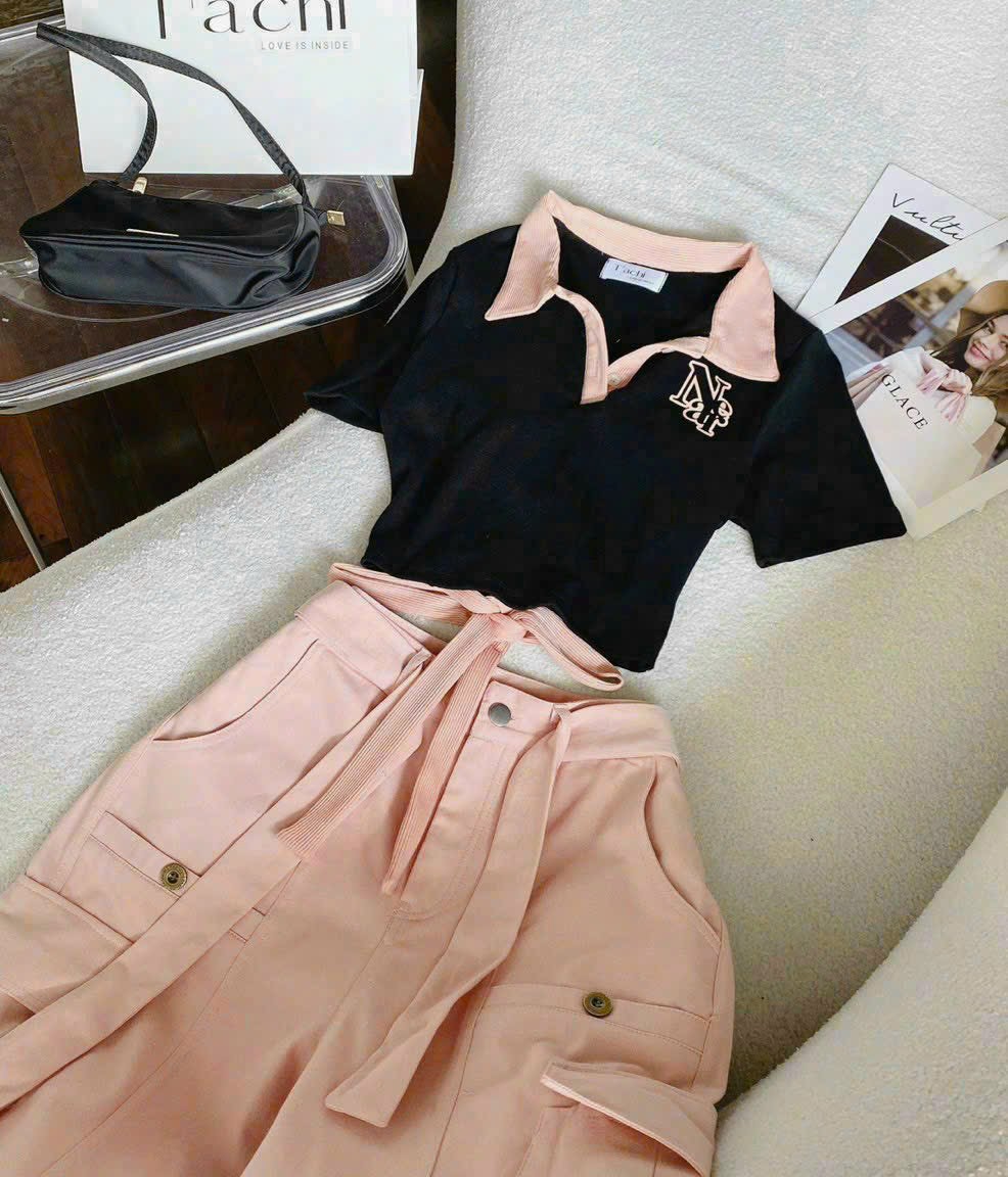SET ÁO CROPTOP ĐEN PHỐI QUẦN TÚI HỘP HỒNG