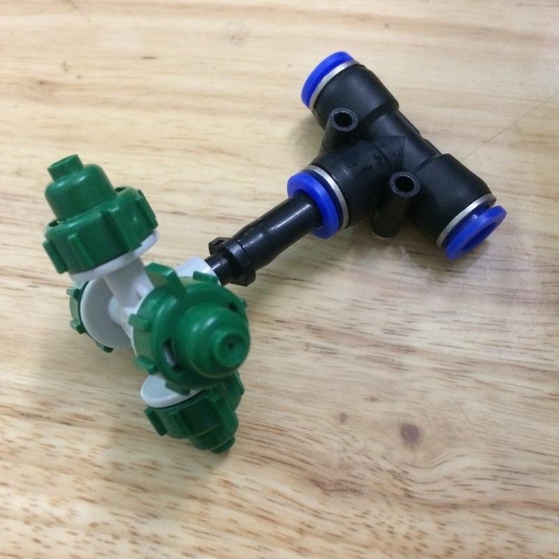 Béc phun sương 4 cửa kèm kết nối nhanh ống 8mm
