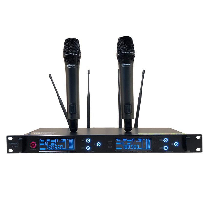 Micro không dây Shure UR18D - Mic karaoke gia đình, sân khấu chuyên nghiệp - Đầu thu anten 4 râu - Độ nhạy cao, bắt sóng xa, chống hú rít - Thiết kế sang trọng, bắt mắt - Dễ dàng phối ghép với các thiết bị âm thanh khác - Hàng nhập khẩu loại I