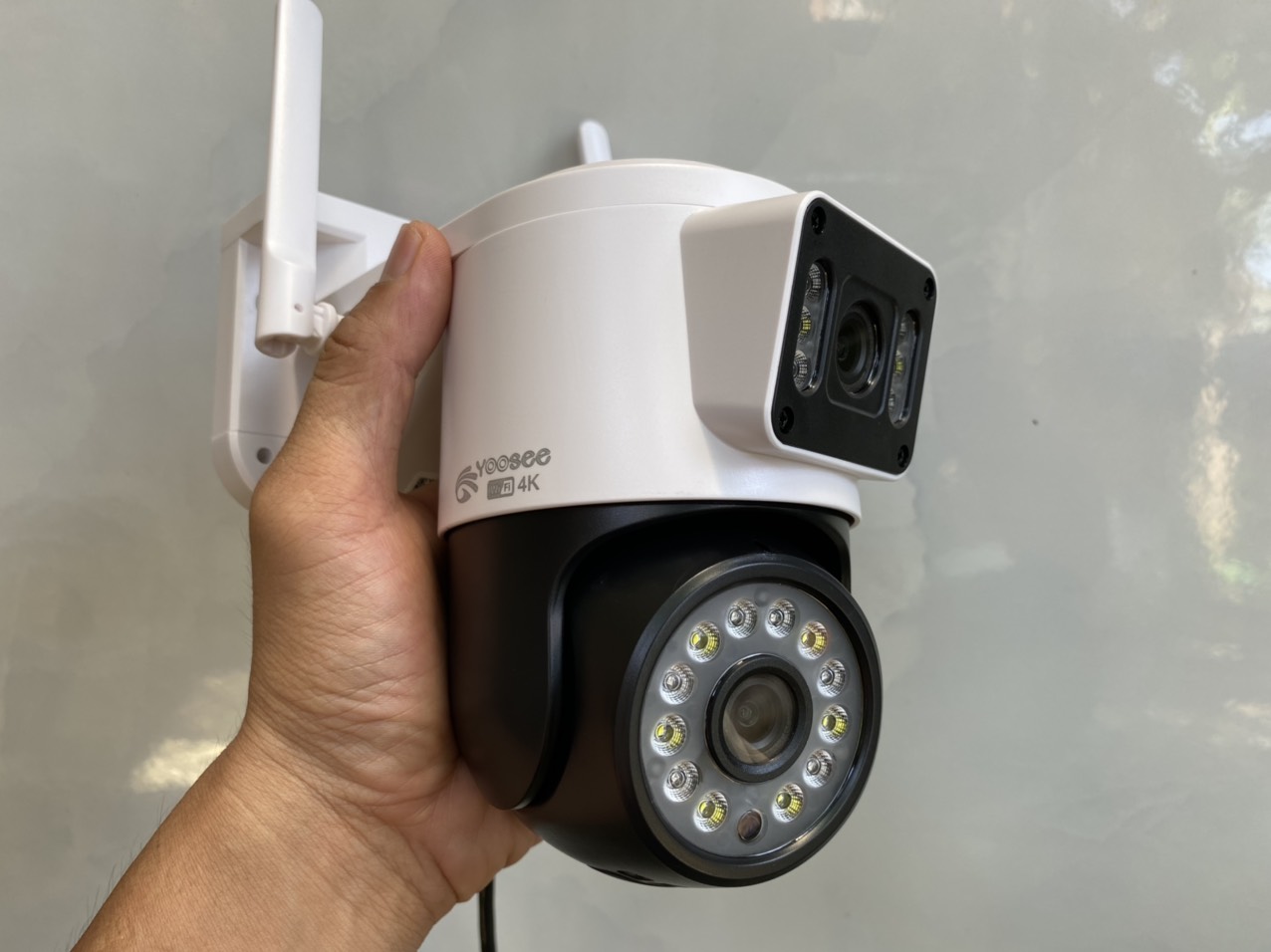 Camera Yoosee Wifi 2 Mắt Ngoài Trời 2 Màn Hình 5MP Xem Đêm Có Màu, Hỗ Trợ Đàm Thoại 2 Chiều Xoay 360 Độ - Hàng Nhập Khẩu