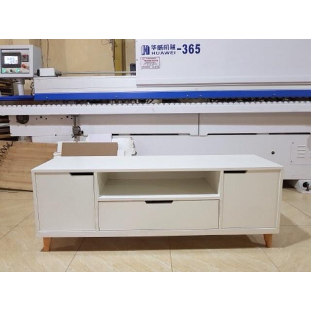 Kệ tivi hiện đại K135