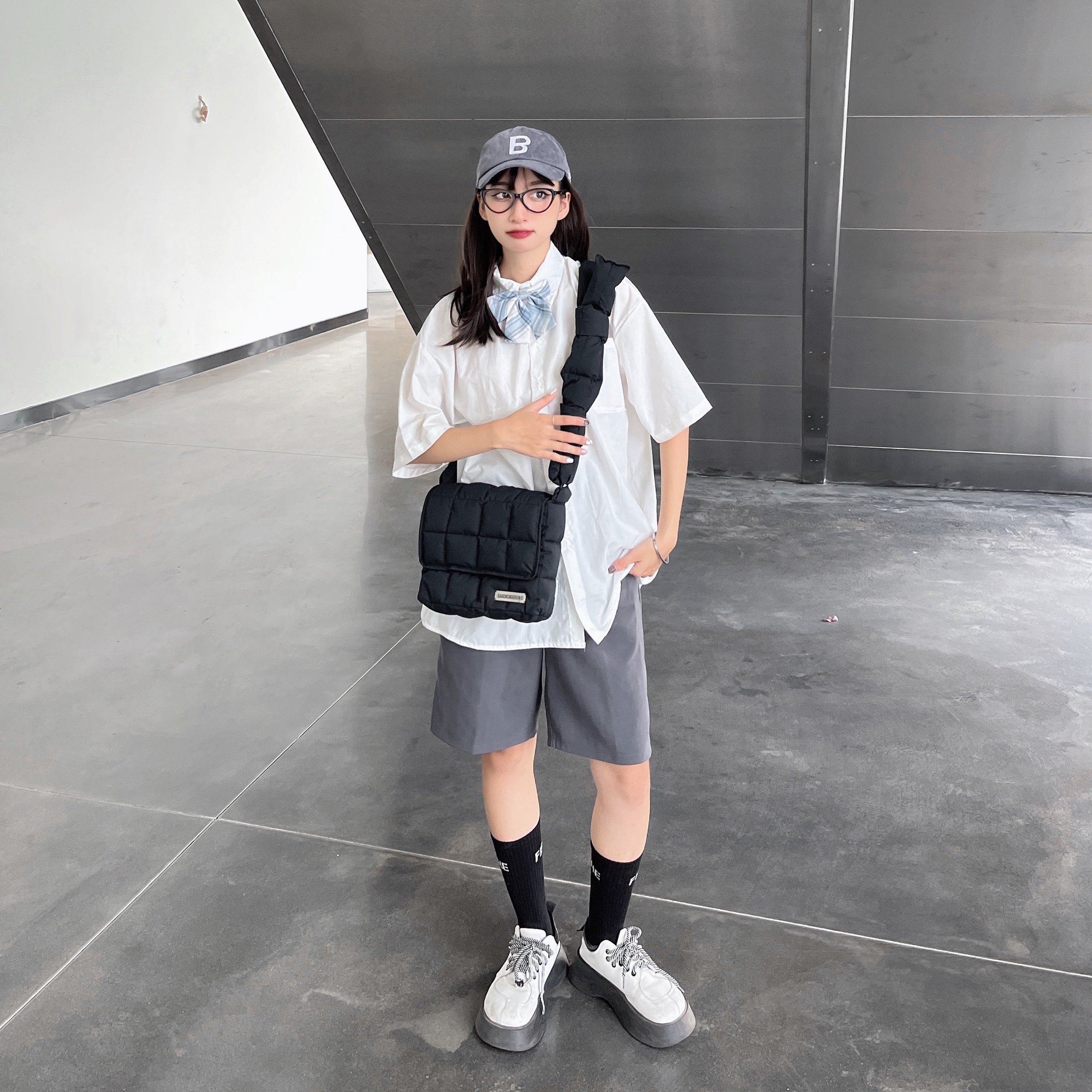 Túi Đeo Chéo Chần Bông SAIGON SWAGGER NOIR PUFFER BAG