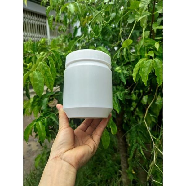Hủ 500gr màu trắng đục