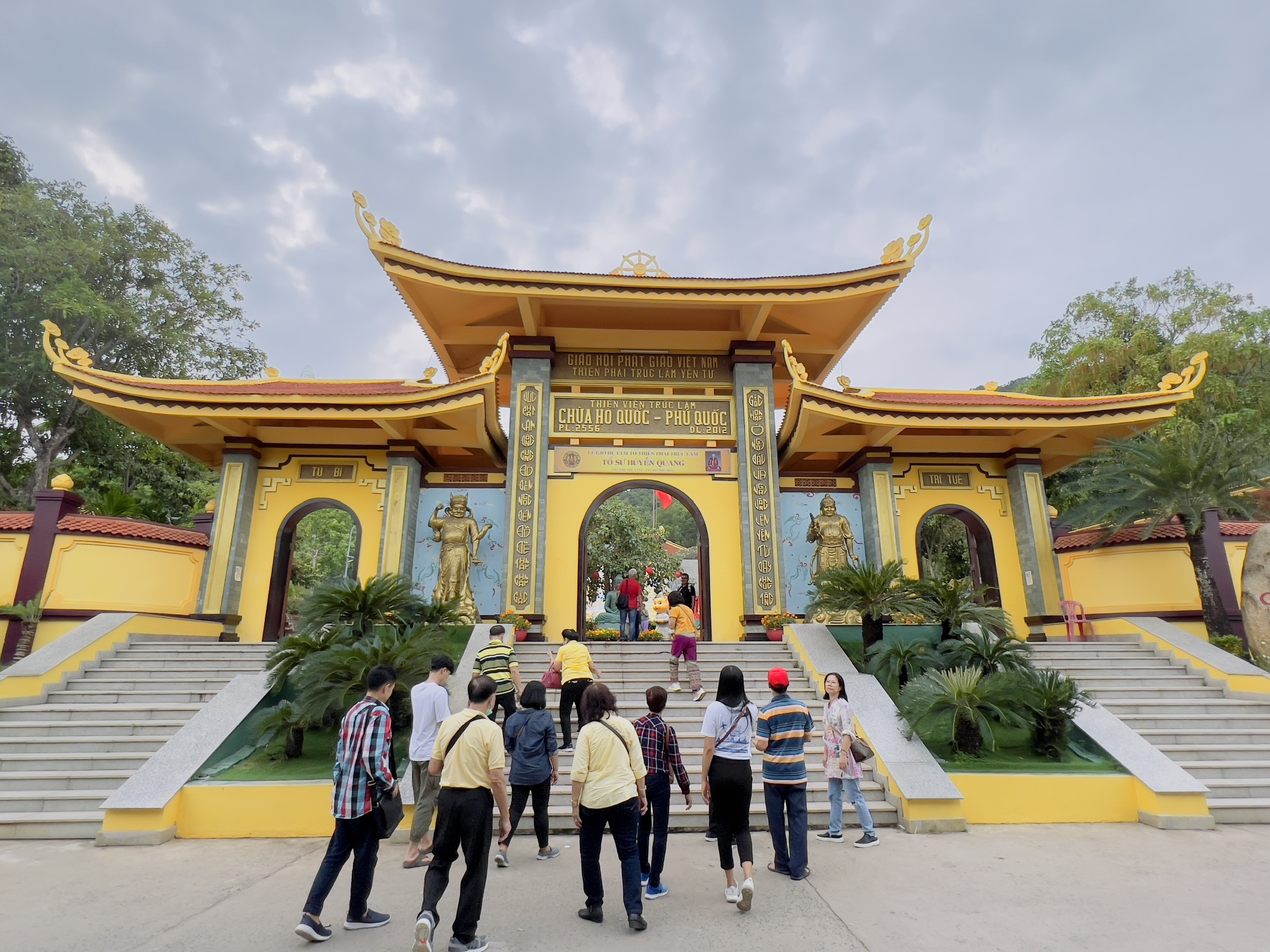 T1. ĐỊA TRUNG HẢI, BÃI SAO VÀ NGẮM HOÀNG HÔN VERSAILLES - PHÚ QUỐC