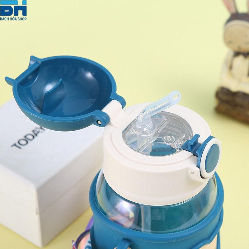 Tặng kèm Sticker 2D, 3D Xinh Xắn - Bình Nước 600ML Cho Bé Kèm Dây Đeo Tiện Lợi