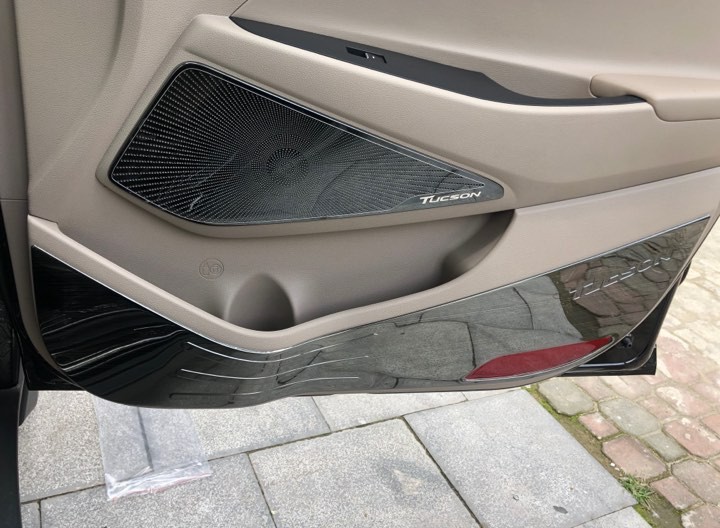 Bộ ốp Titan chống trầy xước Tapli, Táp li dành cho xe Hyundai Tucson 2016-2019