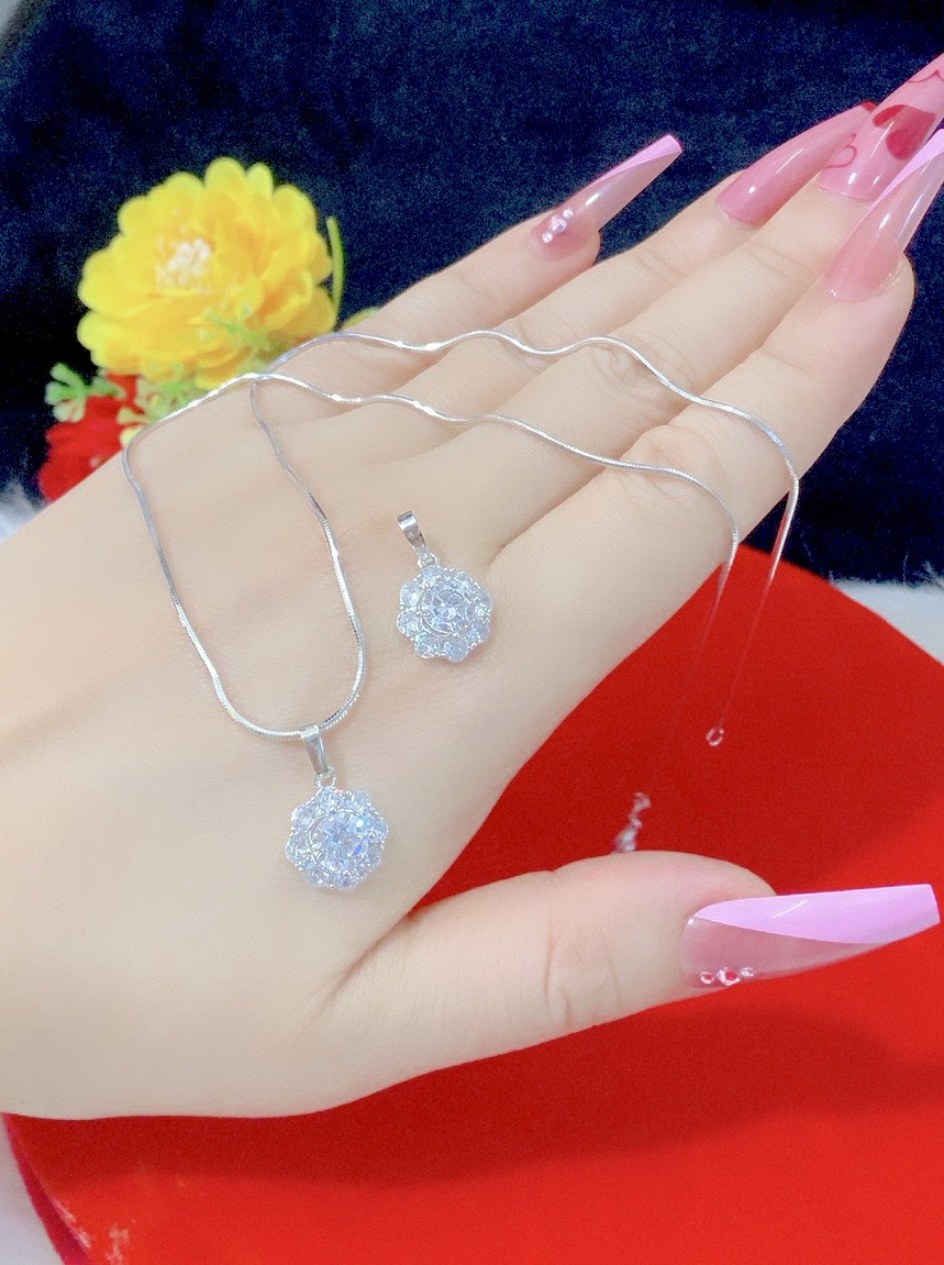 Dây chuyền nữ mặt xoàn mạ bạch kim EP21