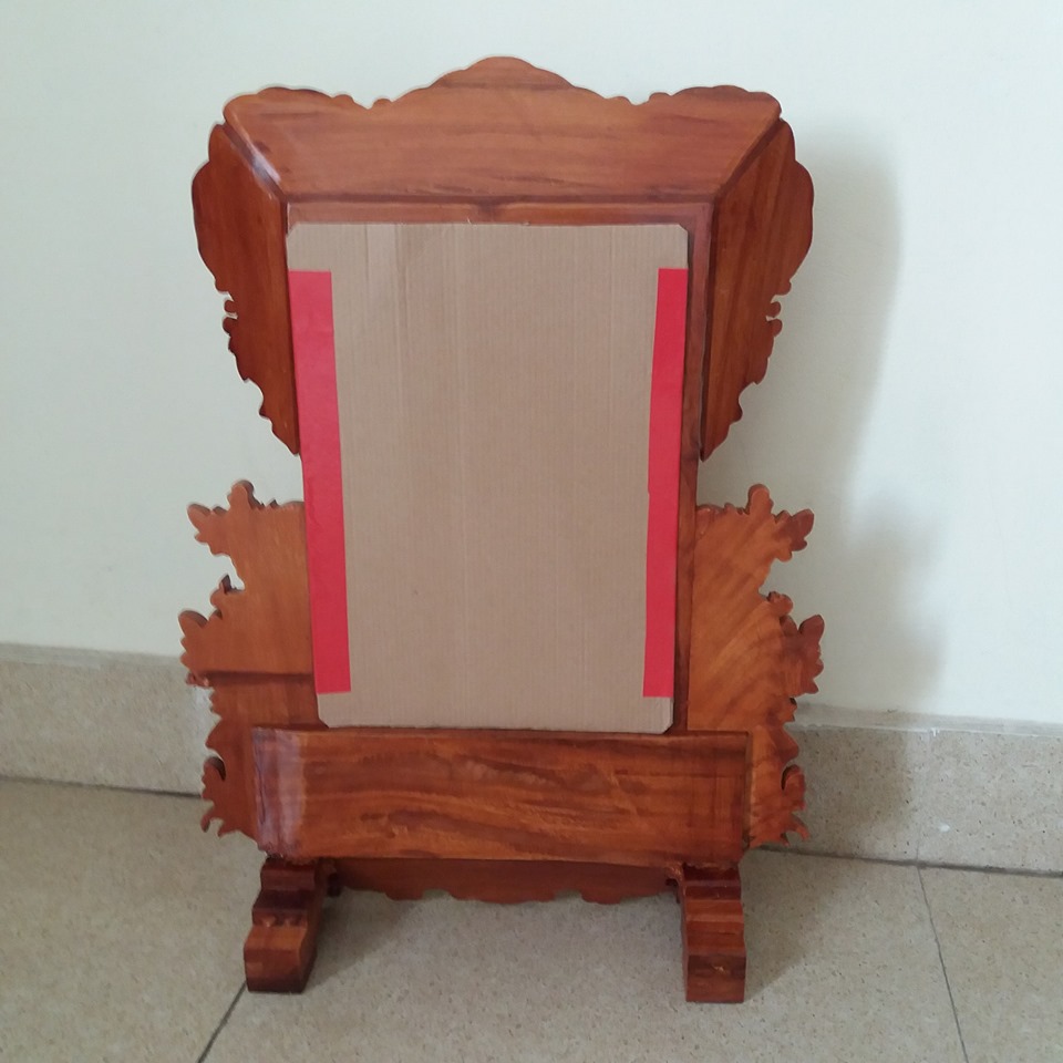 Khung ảnh thờ gỗ hương cỡ ảnh 20cmx30cm
