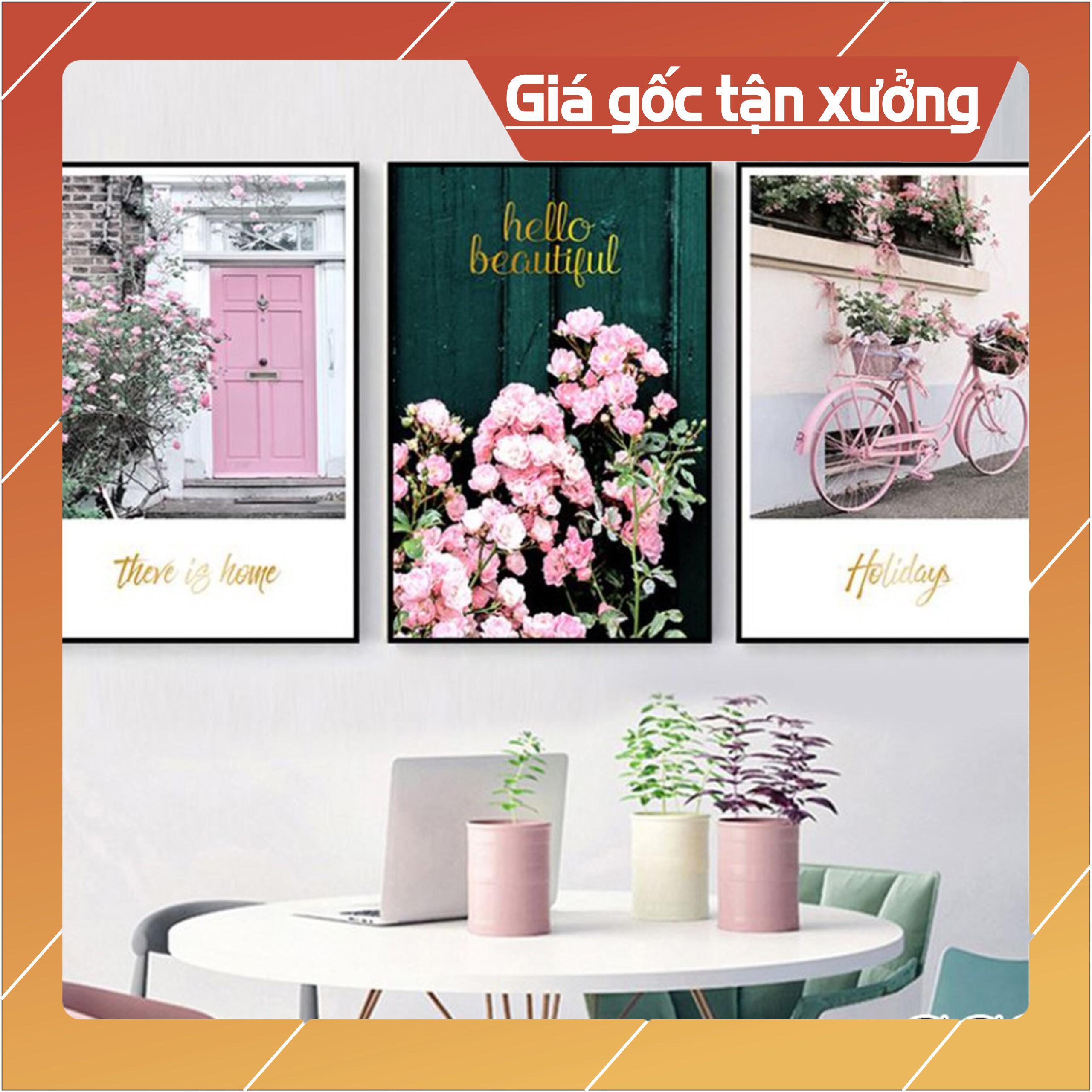 Bộ tranh treo tường phong thủy trang trí nội thất đẹp và giá gốc tại xưởng mới nhất thị trường ĐL 24 chim công đẹp