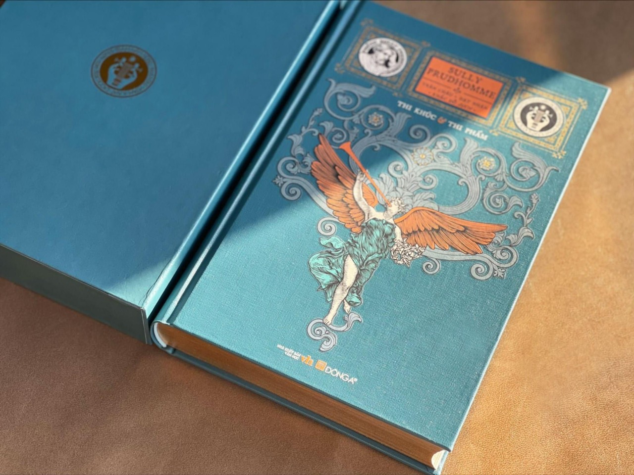 THI KHÚC THI PHẨM – tủ sách TRĂM NĂM NOBEL – BÌA VẢI – ĐÔNG A