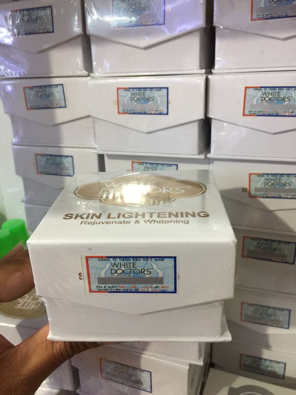 KEM TRẮNG DA NGỪA LÃO HÓA SKIN LIGHTENING
