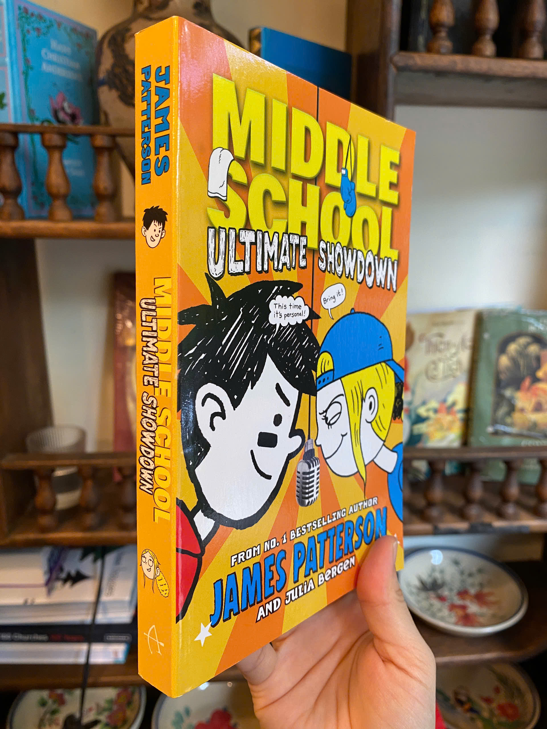 Sách - Middle School Ultimate Showdown by James Patterson - Children book in English - Ngoại Văn