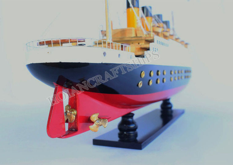 Tàu Titanic mô hình 60cm ko điện