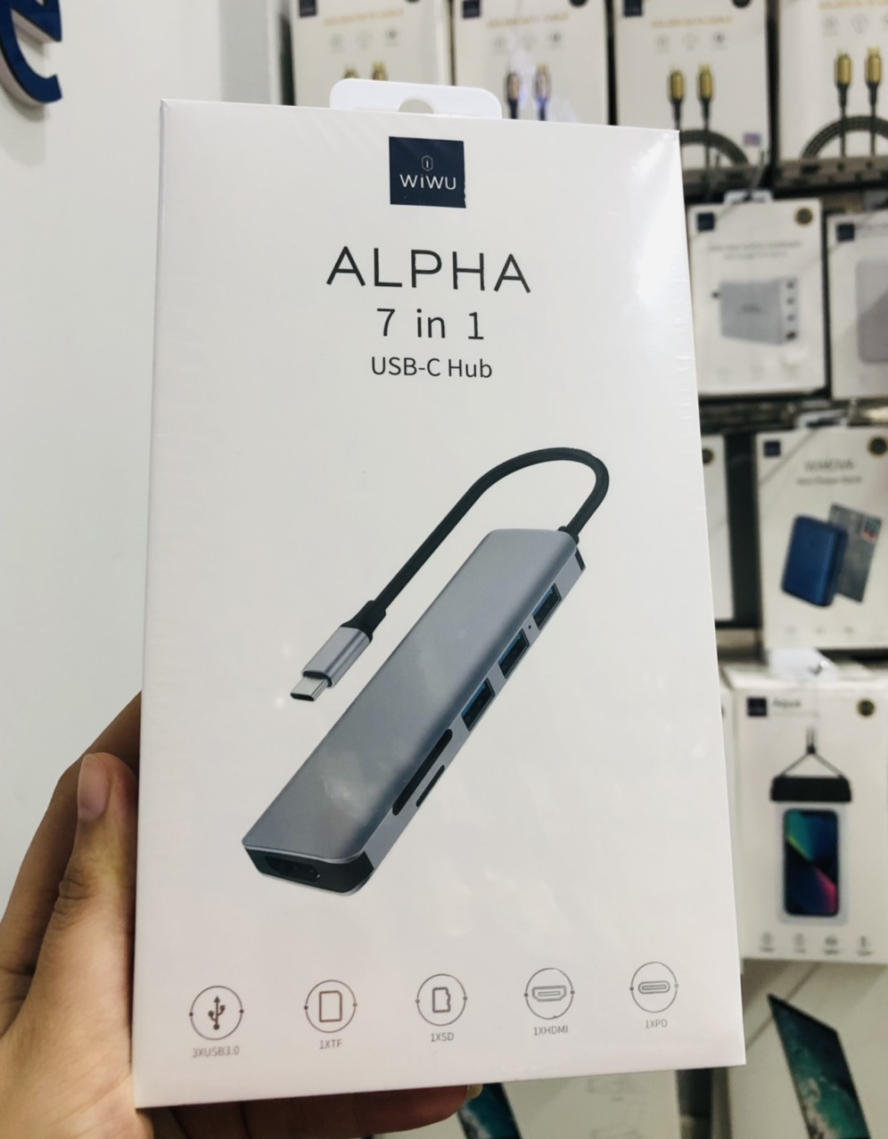 Hub Wiwu Alpha 7 in 1 USB - C Hub A731HC Đầu ra HDMI 4K, Hỗ trợ sạc PD, kết nối với điện thoại thông minh, máy tính bảng và ổ cứng của bạn để truyền dữ liệu dễ dàng - Hàng chính hãng