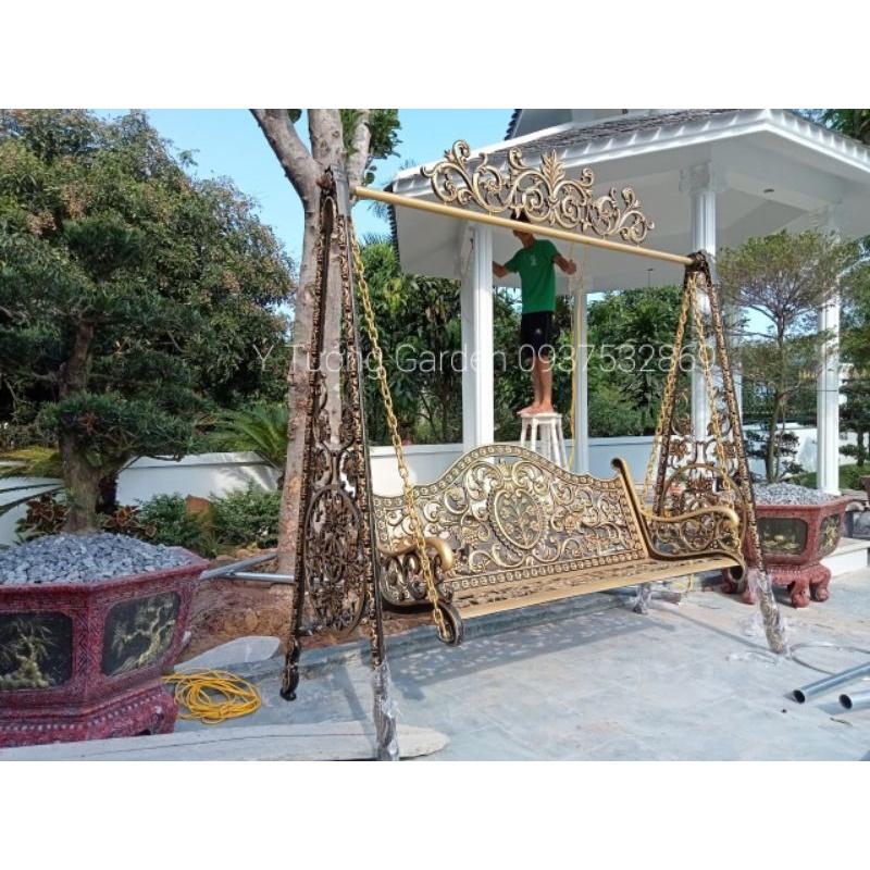 Xích đu nhôm đúc sân vườn