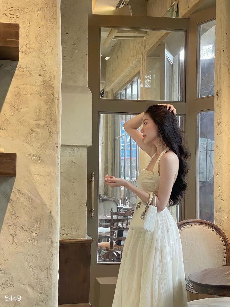 Đầm maxi cổ yếm hoa dreamy dress