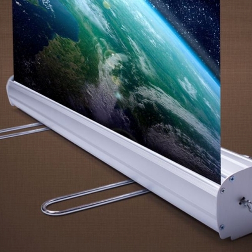 Banner cuốn đế nhôm