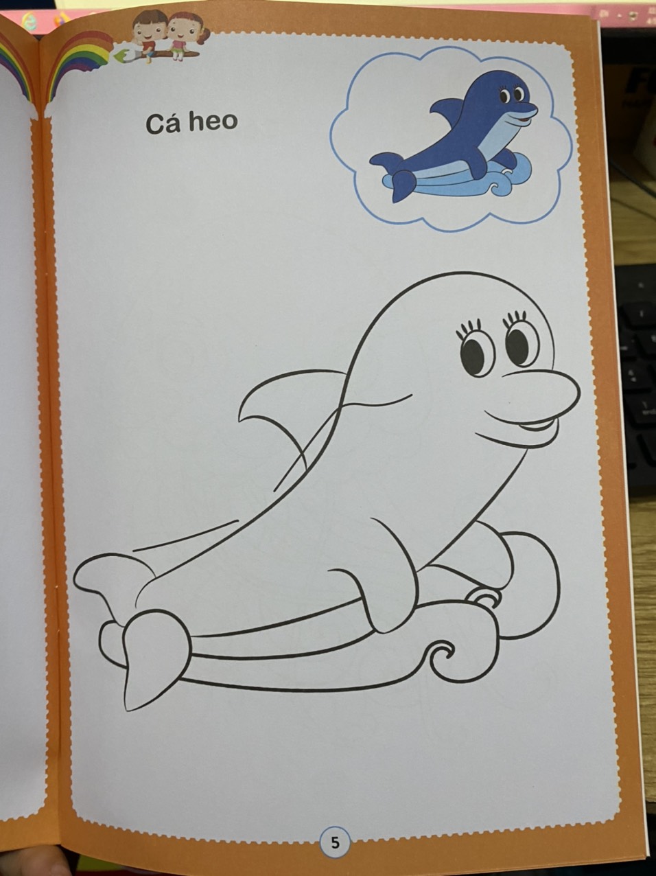 Quà cho bé : Bé tập tô màu : Động vật dưới nước