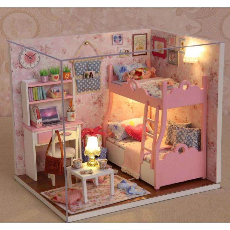 Bộ kit tự lắp ráp nhà búp bê có đèn ngủ