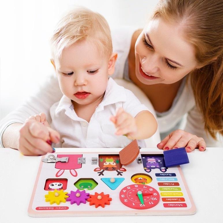 Bảng bận rộn busy board Montessori