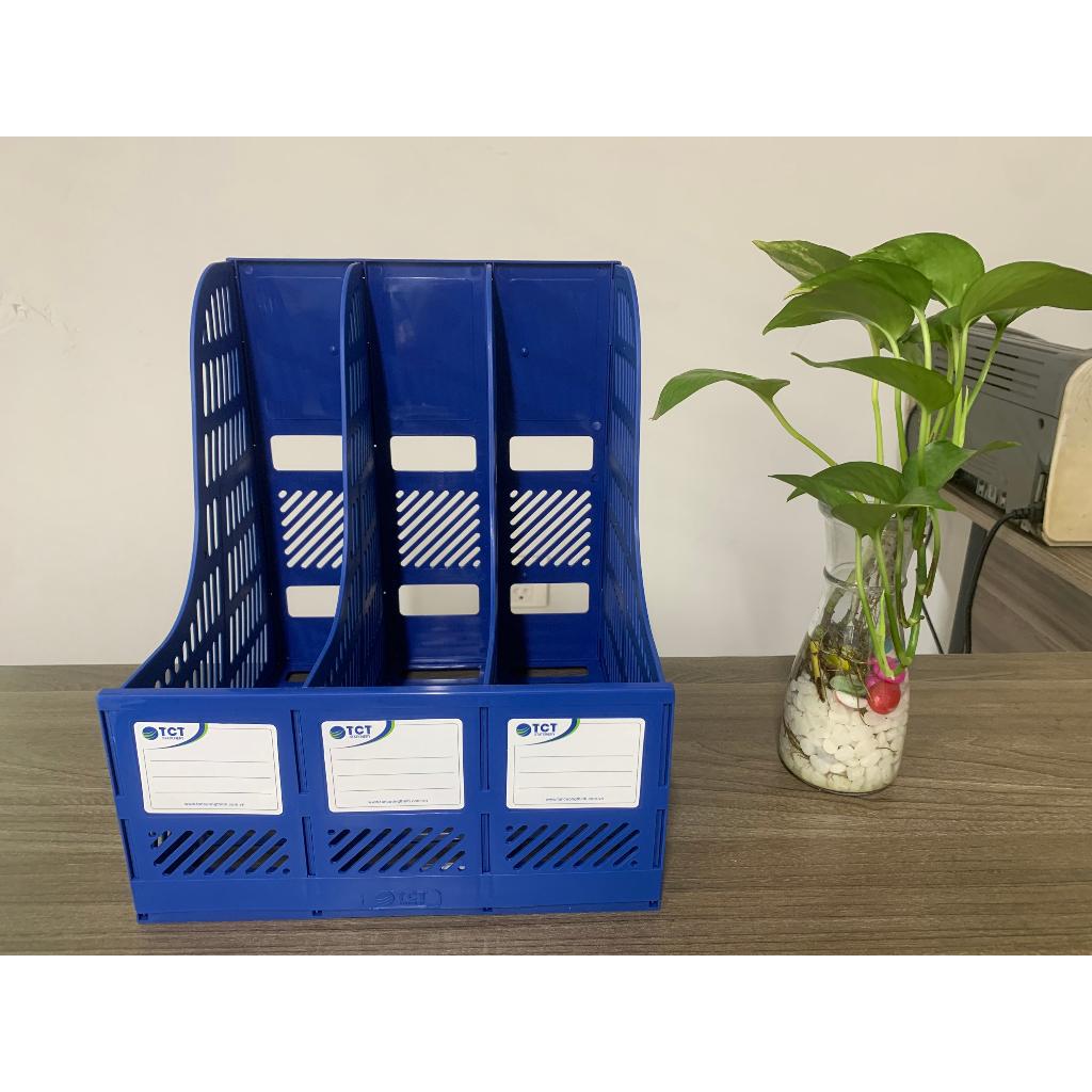 Kệ nhựa  loại 3 ngăn màu xanh dùng để tài liệu văn phòng