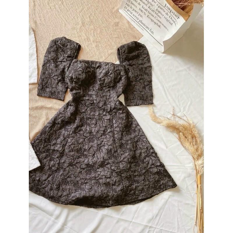 Đầm xoè cổ vuông tay phồng chất gấm xốp cao cấp