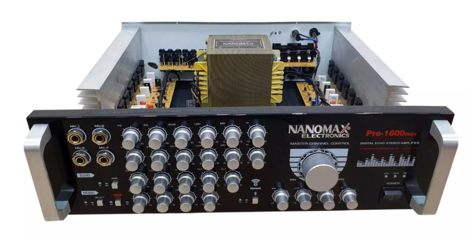 Amply nghe nhạc, hát karaoke Nanomax model PRO 1600 MAX - 16 sò to Toshiba, có kết nối Bluetooth - Hàng chính hãng