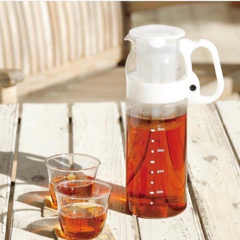 Bình nước thủy tinh Iwaki 1,3L tay cầm trắng