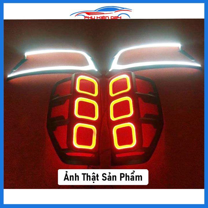 Ốp viền đèn pha hậu Ranger 2014-2015-2016-2017-2018-2019-2020-2021 có đèn led chống trầy làm đẹp xe