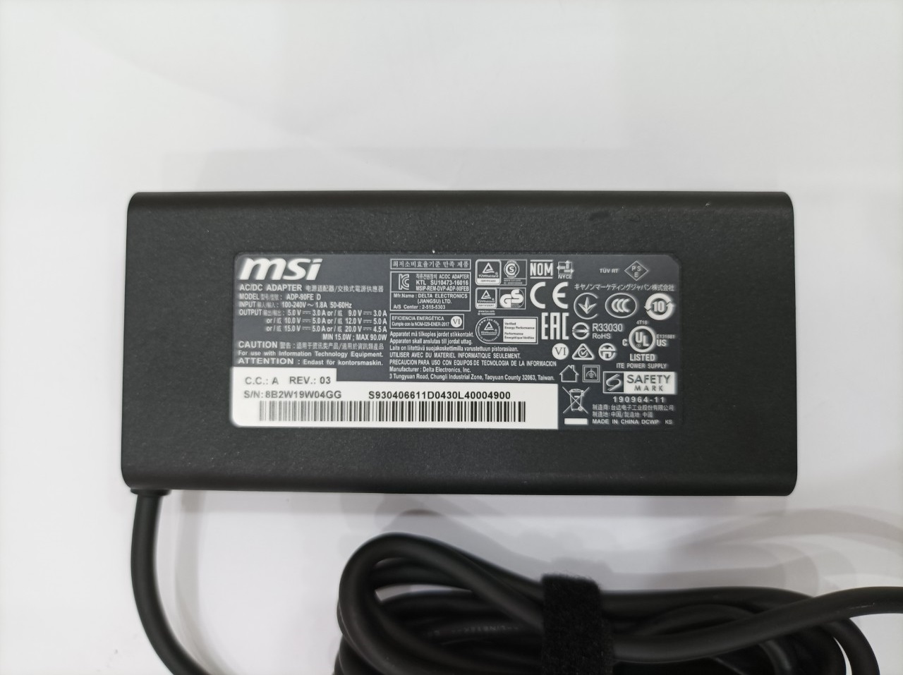 Sạc dành cho Laptop MSI Summit E15 A11SCST/GTX1650 Ti&amp;MaxQ ADP-90FE D 90W USB-C Adapter hàng nhập khẩu