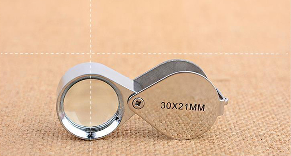 Kính lúp cầm tay mini 30X bạc